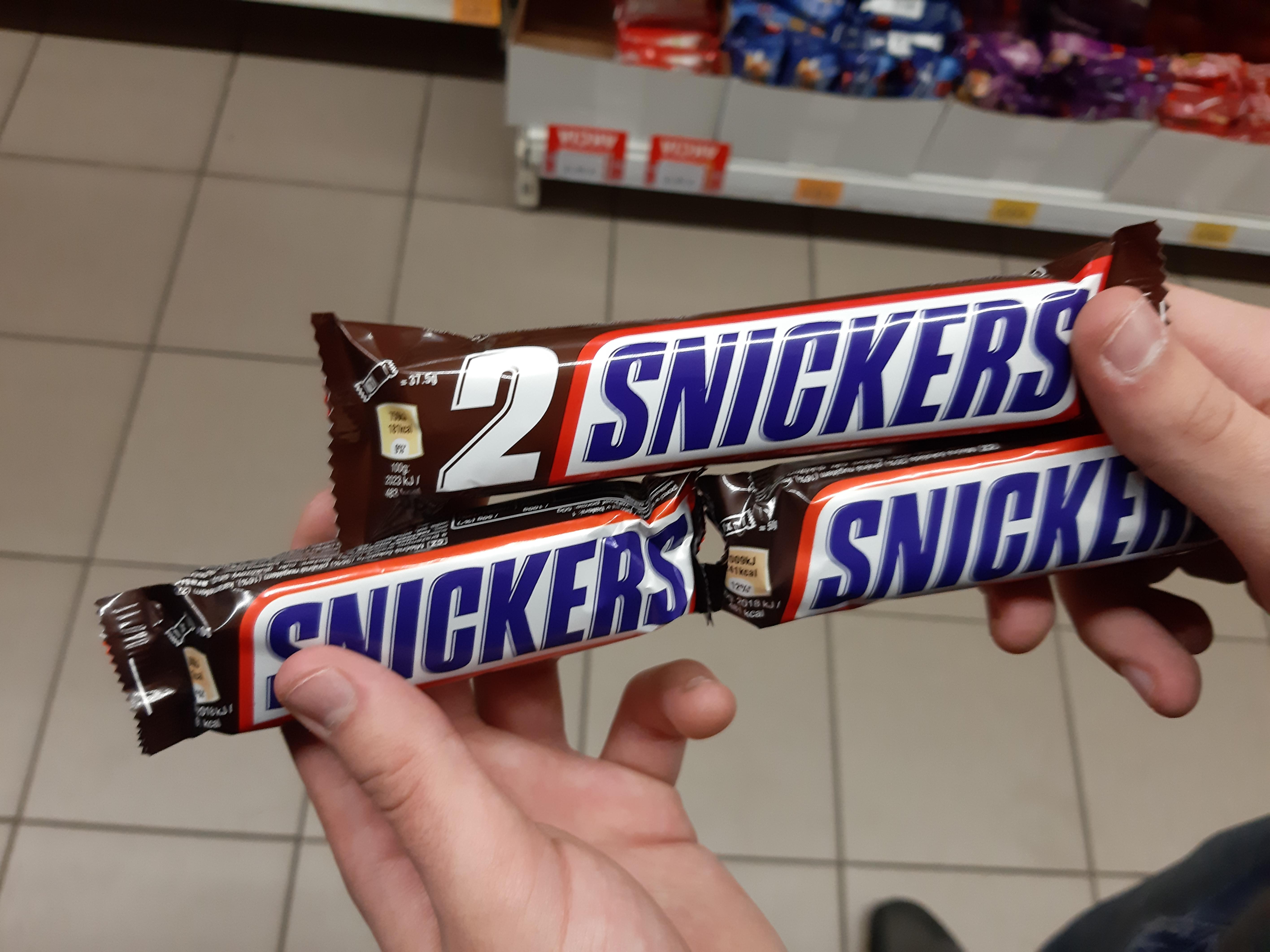 preuve que les emballages de Snickers disant 2 barres sont mensongers