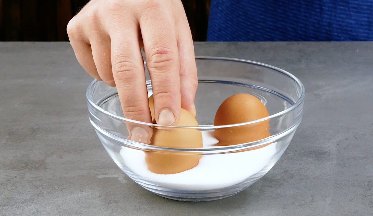 Conserver les œufs dans du sel