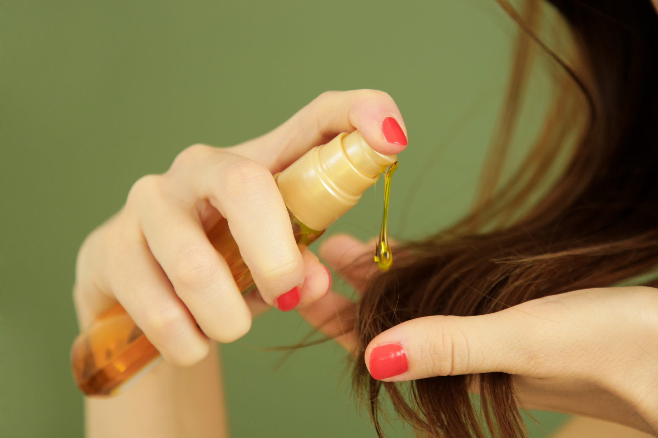 Haarwachstum anregen mit natürlichen Ölen